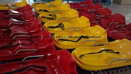 廣州樂歡天滑草器材專業(yè)制作與廠家報價